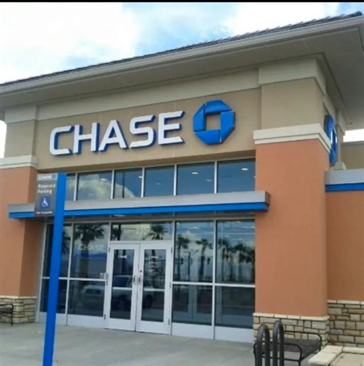 chase bank nguyen nguyen henderson nv