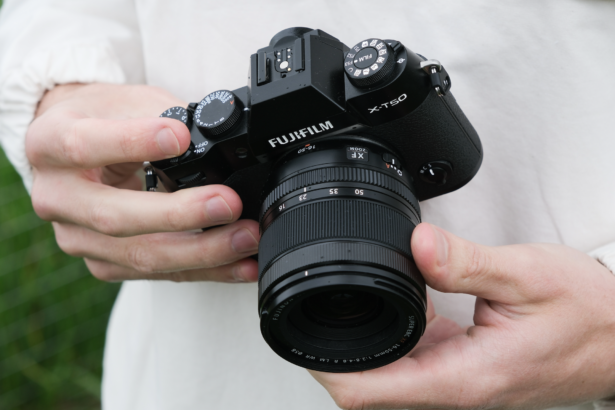 Fujifilm X-T5 Retro Style and Image Quality 2026