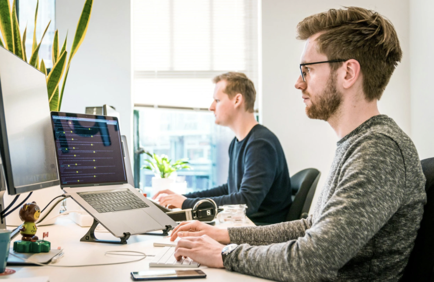 Home Office Ergonomics for a Pain-Free Workday